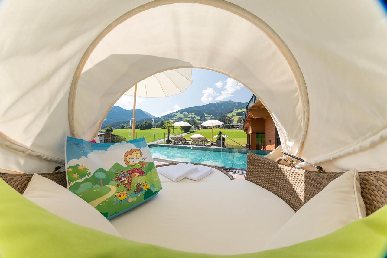 Alpina Zillertal . Family Lifestyle Kinderhotel Fügen Esterno foto